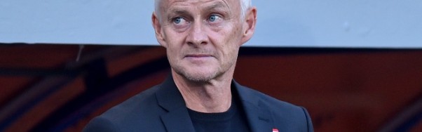 大反转，曼联新帅大热曝光！二次回归，打脸高层，白费10亿转会费|阿莫林|利兹联|史蒂文-弗莱彻|索尔斯克亚|威尔考克斯_新浪体育_新浪新闻